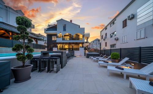 Okrug Gornji Apartment | Villa Diamond