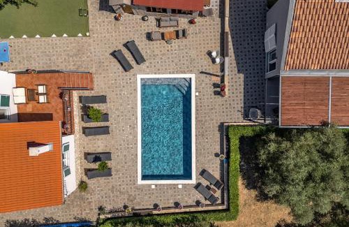 Polaca Villa | Villa Divinus