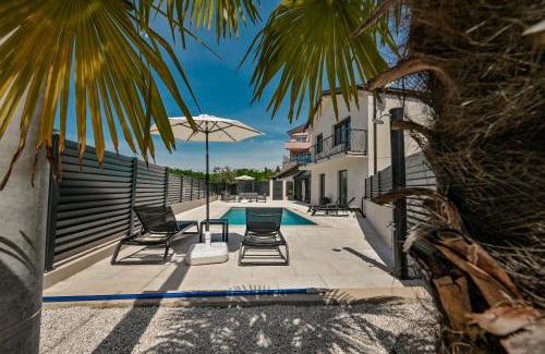 Bezjaki Villa | Villa Donna, 5 STARS - Luxury Villa with a heated pool