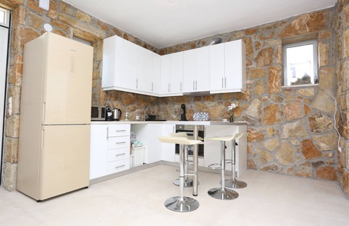 Pefkochori Villa | Villa Douglas - Private Pool, BBQ, 4 Bdrms, View
