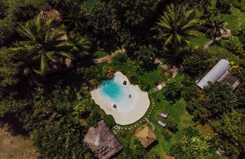 Pointe-Noire House | Villa-eco-gîte, tourist bungalow-carbet
