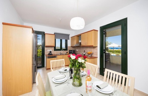 Pigianos Kampos Villa | Villa Eleni - Three Bedroom Villa, Sleeps 7