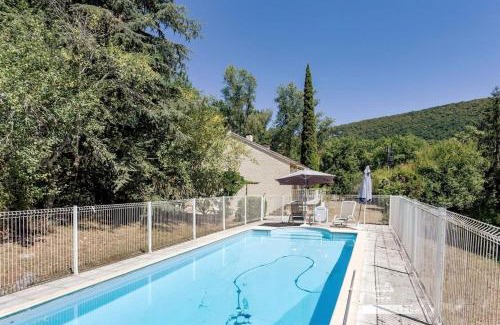 Penne Villa | Villa en pleine nature avec piscine privée - 8 couchages - 4 chambres - Proche St Antonin Noble Val