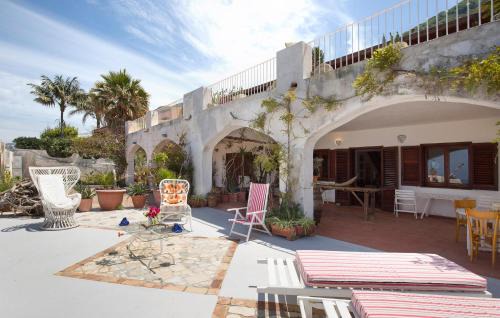 Favazzina House | Villa Eugenia