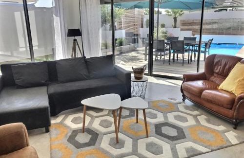 Sainte-Soulle Villa | Villa Exceptionnelle Piscine et Jardin privé Séjour Haut de gamme proche La Rochelle