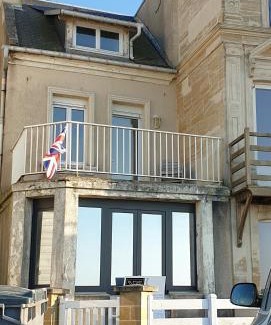 Grandcamp-Maisy House | Villa Familia