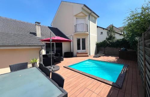 Antony House | Villa familiale piscine proche de Paris