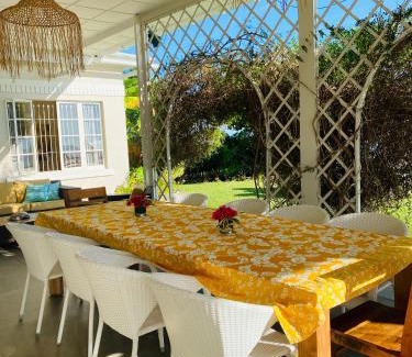 Paea Villa | VILLA Ficus en bord de mer 4 chambres avec piscine