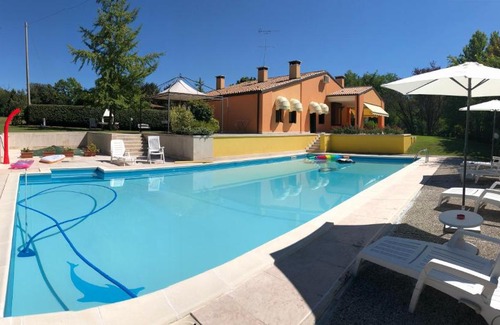 Giavera del Montello Bed & Breakfast | Villa Fior di Robinia