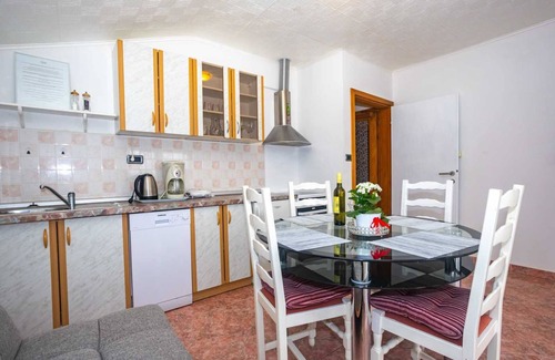 Brajkovici Apartment | VILLA FJORD Two-Bedroom Apartment 4