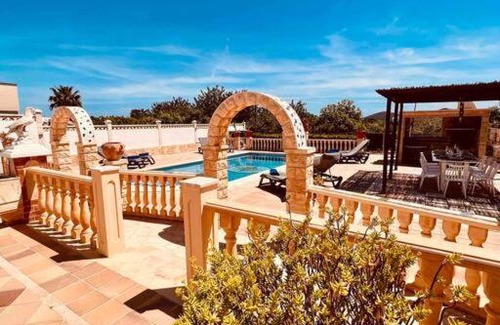 Sant Josep de sa Talaia Ski Chalet | Villa Flamingos, Playa d'en Bossa area - Adults only