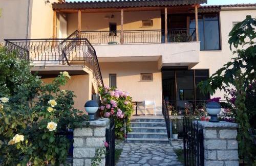 Lygia Apartment | Villa Fotis