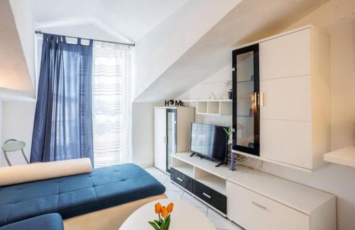 Seget Donji Hotel | Villa Four Pearls