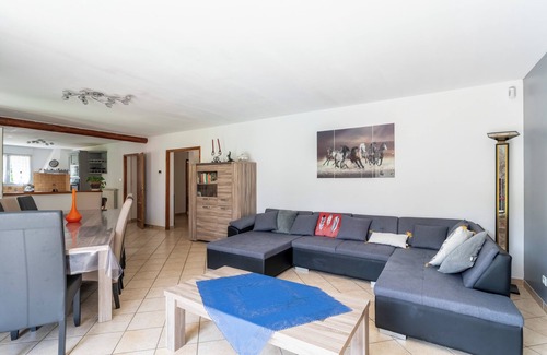 Saint-Laurent-La-Vernede House | Villa 'Gîte Les Oliviers' with Private Pool, Wi-Fi and Air Conditioning