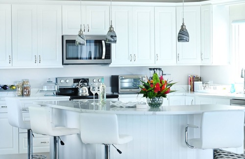 Rosendal House | Villa Francisca – Stylishly Remodeled 3-Bedroom Executive Villa with Ocean Views