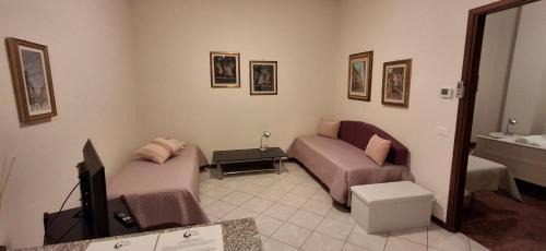 Cornegliano Laudense Apartment | Villa Gaudi