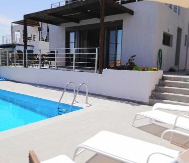 Ratzakli Villa | Villa George sunrise