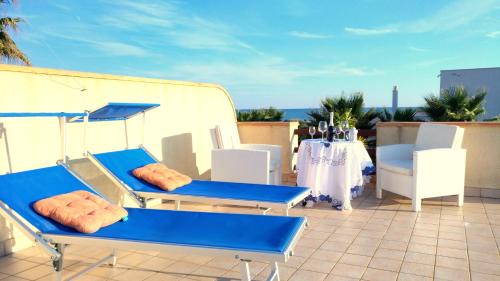 Tre Fontane Villa | VILLA GIOVY