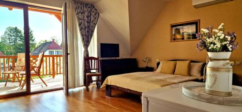 Balatongyorok House | Villa Gracia