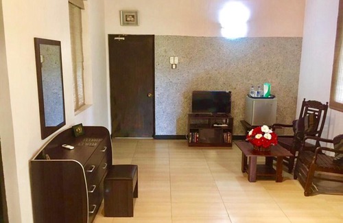 Welisara Bed & Breakfast | Villa Grand Kandana