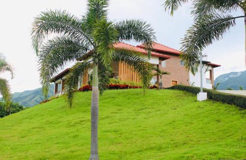 Bonao Villa | Villa Green Hills