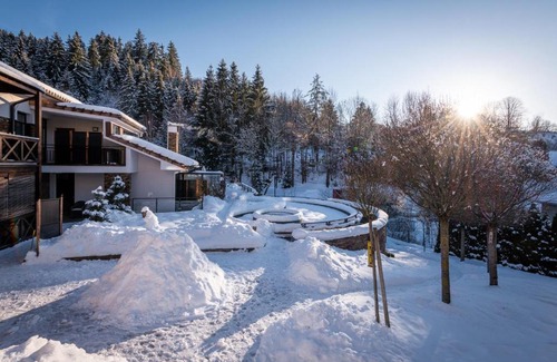 Dolny Kubin Hotel | Villa Helia