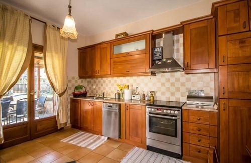 Koropi House | Villa Helios
