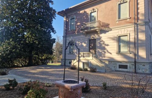 Somma Lombardo Cabin | Villa Hermann