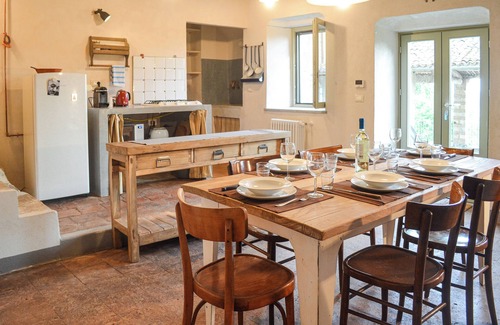 Villadeati House | Villa hill view for families and groups - relaxation, BBQ and fast Wi-Fi