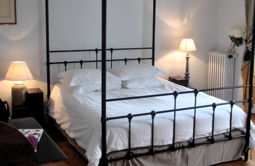 Salies-de-Bearn Bed & Breakfast | Villa Hortebise