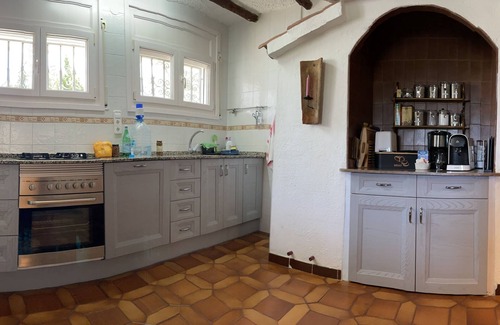 L'Hospitalet de l'Infant Villa | Villa in an excl. location, elevated on the 1st sealine, 300m from beach, 170m²