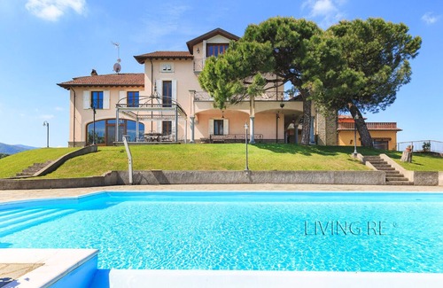 Cremolino Villa | Villa I Turri, luxury in the vineyards