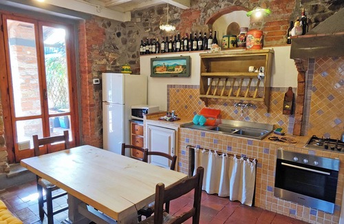 Rignano sull'Arno Villa | VILLA in FLORENTINE HILLS. 220+ EXCELLENT REVIEWS. 100% travelers recommend.