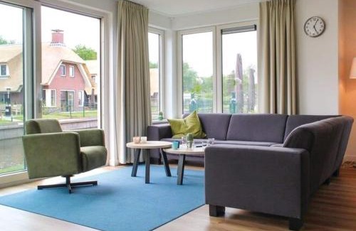 Idskenhuizen House | Villa in Friesland with Sauna & Bubble Bath