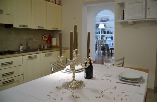 Montegrotto Terme House | Villa in Montegrotto Terme, convenient to Padua, Venice and Verona