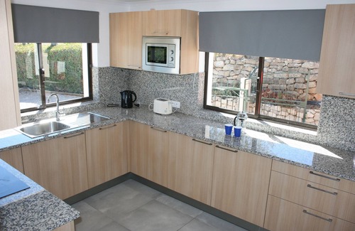 Parragil Villa | Villa in peaceful location, superb views, pool, garden, mini golf and ping pong