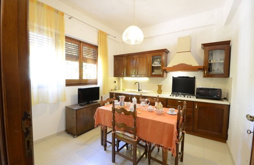 Camporomano Villa | Villa in Rome with 4 bedrooms sleeps 8