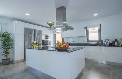 Son Serra de Marina Villa | Villa in Son Serra with Beachfront & Jacuzzi