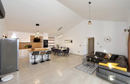 Starigrad Villa | Villa in Starigrad with heated pool
