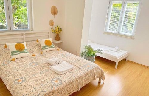 Seget Donji Apartment | Villa in Seget
