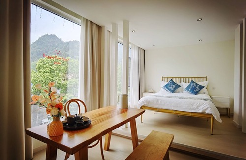 Huaxi Bed & Breakfast | Villa in the park
