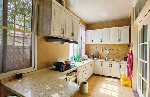 Huaxi Bed & Breakfast | Villa in the park