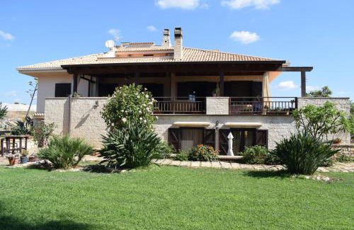 Donnalucata Apartment | Villa Ina