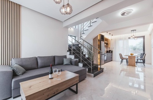 Kalamaki Villa | Villa Infinity Ena - Four Bedroom Villa, Sleeps 8