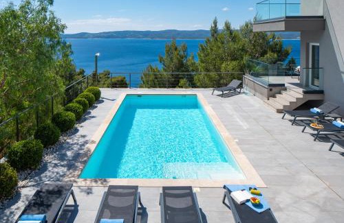 Mimice Villa | Villa Iponi