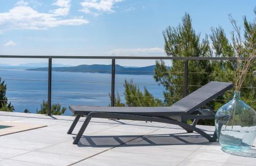 Mimice Villa | Villa Iponi