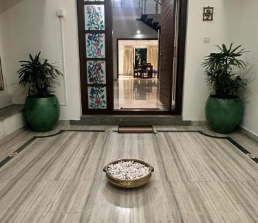Chennai Bed & Breakfast | Villa Ithaka by Youkoso