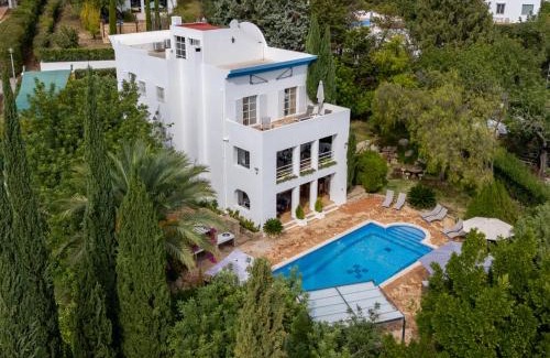 Tavira Villa | Villa Jacaranda-Pool, Sea View & Mature Garden