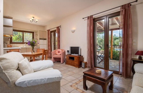 Alonia Villa | Villa Jasmine - Olive Tree Villas