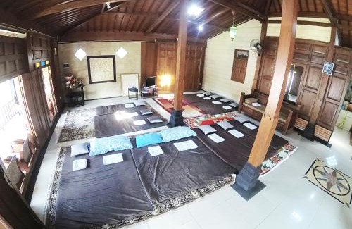 Kalasan House | Villa Joglo Kalasan